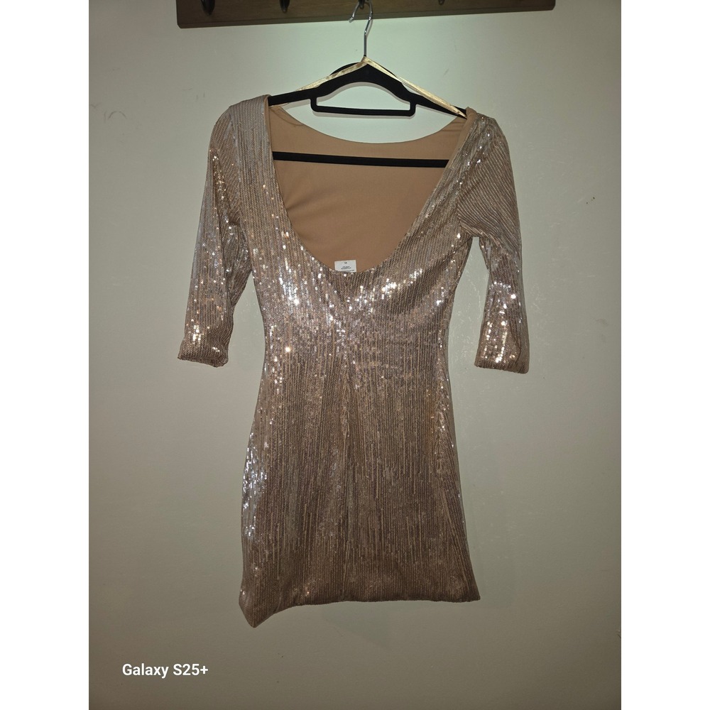 Rose Gold Sequin Bodycon Mini Dress Low Back 3/4 Sleeve XS - Picture 2 of 3